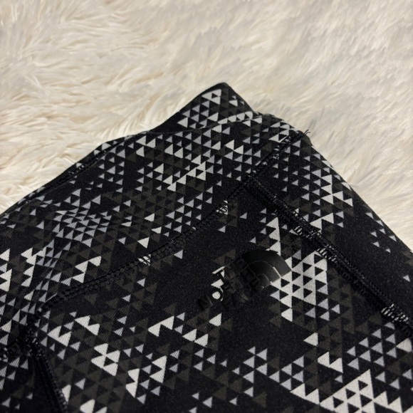 The North Face Pulse Capri Tights Women's black white triangle FLASHDRY small - Picture 7 of 13